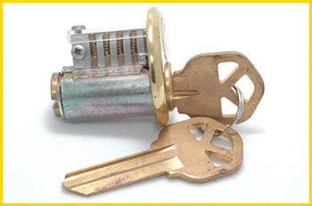 Metro Locksmith Services Saint Francis, WI 414-431-8798 - 12-rekeying-locks
