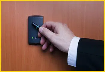 Metro Locksmith Services Saint Francis, WI 414-431-8798 Metro Locksmith Services Saint Francis, WI 414-431-8798 - 8-commercial-locksmith-store